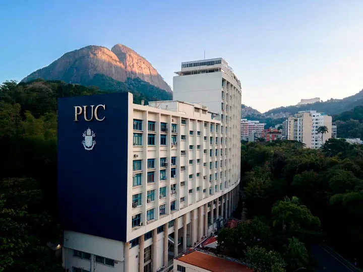 PUC-Rio - Pontifícia Universidade Católica do Rio de Janeiro — foto 1