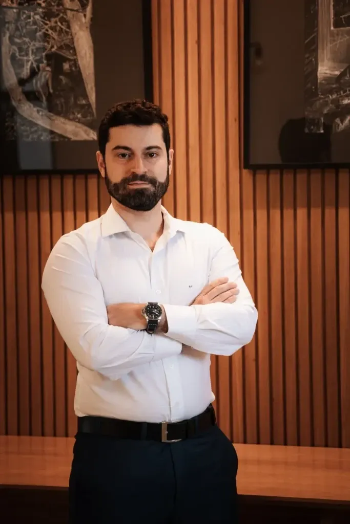 Dr. Stéfano Fiúza, cirurgião de cabeça e pescoço